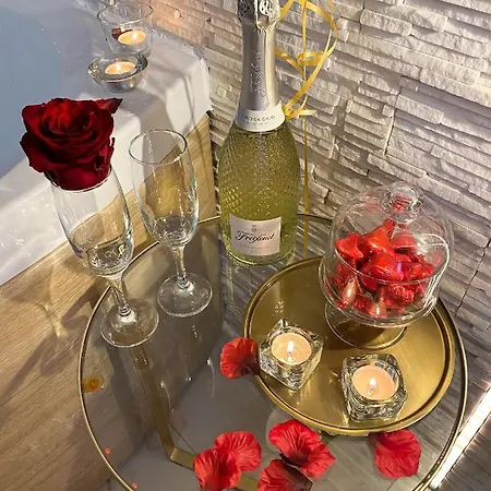 Lucenova Guest-house Penzion Cagliari