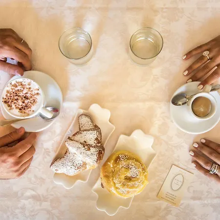 Penzion Lucenova Guest-house