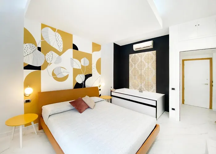 Lucenova Guest-house 招待所 *