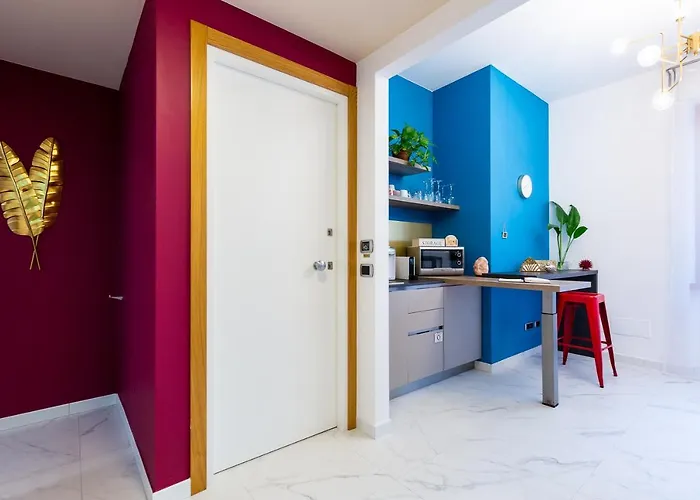 Lucenova Guest-house 卡利亚里